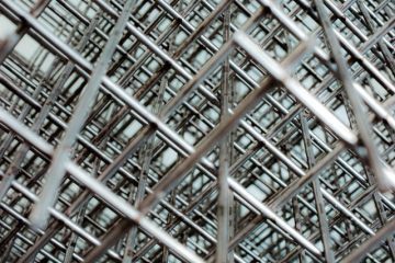 bangunan besi silver